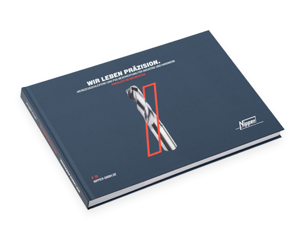 Gezeigt werden die fertigen Hardcover von viaprinto. Sie werden online gedruckt und an Empfänger verschickt.