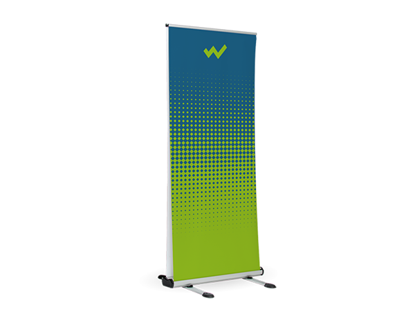 Gezeigt werden die fertigen Roll Ups Outdoor von viaprinto. Sie werden online gedruckt und an Empfänger verschickt.